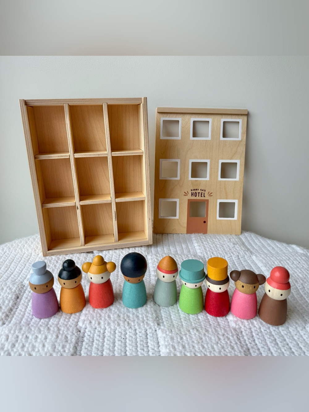 Tender Leaf Happy Folk Hotel Wooden Peg People